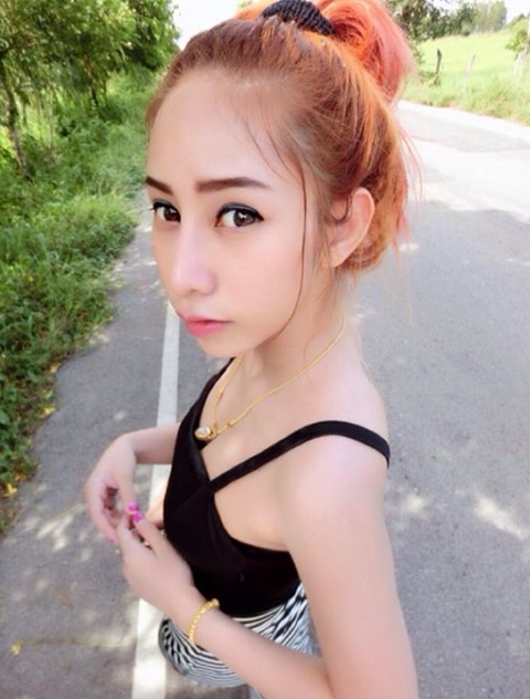 ยอมเลย !! ฮิวโก้ เมีย เนวัดดาว สวยระดับเน็ตไอดอล ยอมเลย !! ฮิวโก้ เมีย เนวัดดาว สวยระดับเน็ตไอดอล