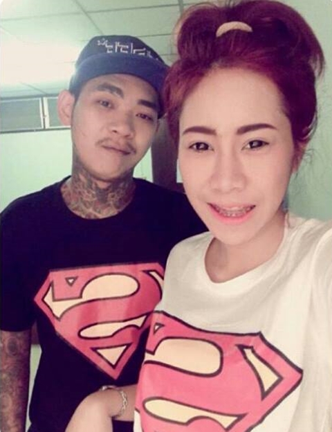 ยอมเลย !! ฮิวโก้ เมีย เนวัดดาว สวยระดับเน็ตไอดอล ยอมเลย !! ฮิวโก้ เมีย เนวัดดาว สวยระดับเน็ตไอดอล