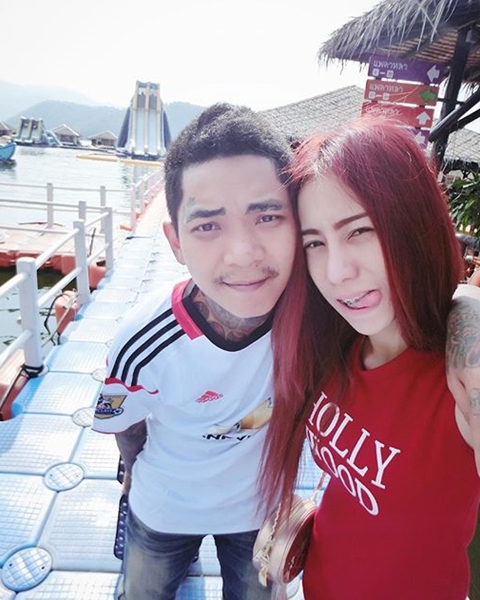 ยอมเลย !! ฮิวโก้ เมีย เนวัดดาว สวยระดับเน็ตไอดอล ยอมเลย !! ฮิวโก้ เมีย เนวัดดาว สวยระดับเน็ตไอดอล