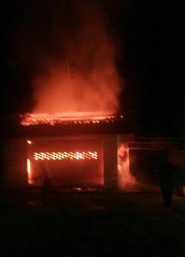 บึ้มยะลา 7 จุด เผายางรถยนต์-ไฟดับทั่วเมือง ไร้เจ็บตาย บึ้มยะลา 7 จุด เผายางรถยนต์-ไฟดับทั่วเมือง ไร้เจ็บตาย