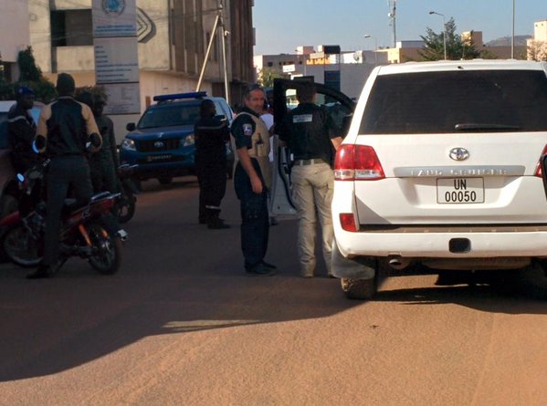 ผู้ก่อการร้ายบุกโรงแรมหรูในมาลี ผู้ก่อการร้ายบุกโรงแรมหรูในมาลี