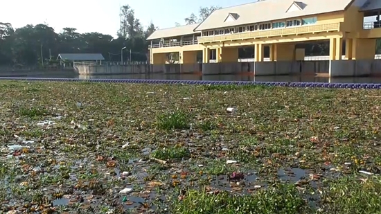 เก็บไม่ทัน ! ขยะกระทงกว่า 100 ตันในแม่น้ำปิง เริ่มเน่าเหม็น เก็บไม่ทัน ! ขยะกระทงกว่า 100 ตันในแม่น้ำปิง เริ่มเน่าเหม็น