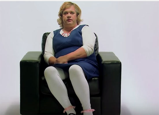 พ่อวัย 46 ตัดสินใจทิ้งเมีย-ลูก เพื่อใช้ชีวิตเป็นเด็กหญิง 6 ขวบ พ่อวัย 46 ตัดสินใจทิ้งเมีย-ลูก เพื่อใช้ชีวิตเป็นเด็กหญิง 6 ขวบ