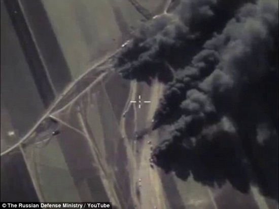 รัสเซียปล่อยคลิปใหม่ บึ้มขบวนรถบรรทุกน้ำมัน IS ในซีเรีย รัสเซียปล่อยคลิปใหม่ บึ้มขบวนรถบรรทุกน้ำมัน IS ในซีเรีย