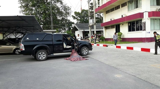 ดาบตำรวจ สภ.ปลวกแดง ยิงผู้กำกับดับคาโรงพัก โยงประเด็นข่นขืนสาวลาวในห้องขัง ดาบตำรวจ สภ.ปลวกแดง ยิงผู้กำกับดับคาโรงพัก โยงประเด็นข่นขืนสาวลาวในห้องขัง