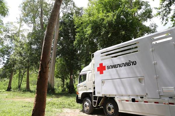 เปิดตัว รถพยาบาลช้าง คันแรกของโลก อีกก้าวสำคัญในการช่วยเหลือช้างไทย เปิดตัว รถพยาบาลช้าง คันแรกของโลก อีกก้าวสำคัญในการช่วยเหลือช้างไทย