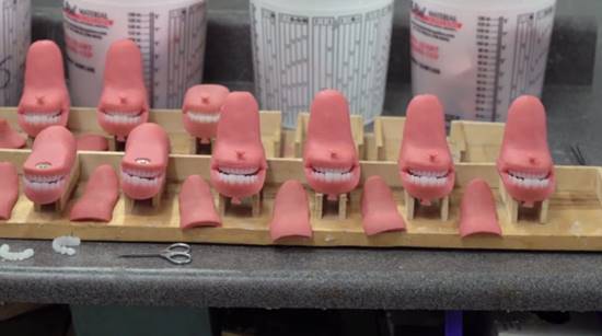 เบื้องหลังการผลิตตุ๊กตายาง กว่าจะสวยพร้อมใช้งานก็ผ่านความหลอนไม่เบา ! เบื้องหลังการผลิตตุ๊กตายาง กว่าจะสวยพร้อมใช้งานก็ผ่านความหลอนไม่เบา ! เบื้องหลังการผลิตตุ๊กตายาง กว่าจะสวยพร้อมใช้งานก็ผ่านความหลอนไม่เบา !