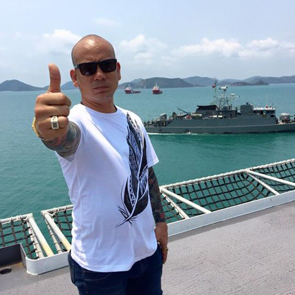 ผู้ใหญ่โอ๊ต บางปะหัน ผู้ใหญ่บ้านมาดเท่ หน้าเหมือน วิน ดีเซล เป๊ะเลย ! ผู้ใหญ่โอ๊ต บางปะหัน ผู้ใหญ่บ้านมาดเท่ หน้าเหมือน วิน ดีเซล เป๊ะเลย !