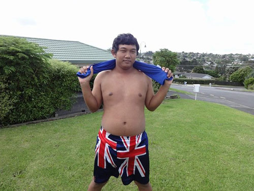 ตั้ง อาชีวะ โชว์พาสปอร์ตนิวซีแลนด์ เย้ย เป็นพลเมืองโดยสมบูรณ์แล้ว ตั้ง อาชีวะ โชว์พาสปอร์ตนิวซีแลนด์ เย้ย เป็นพลเมืองโดยสมบูรณ์แล้ว