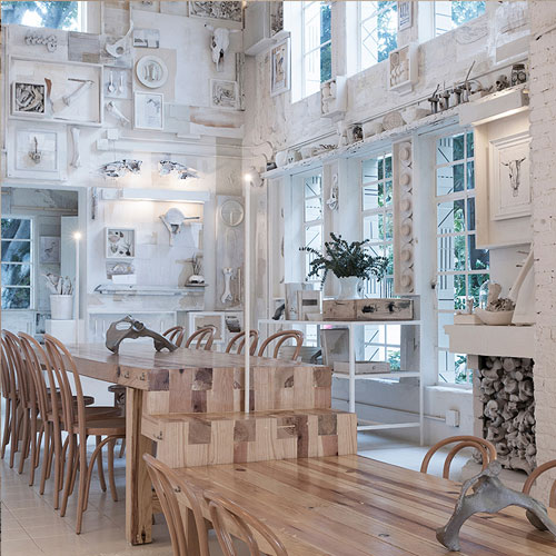 ขนลุกเลย ร้านอาหารประดับร้านด้วยกระดูกสัตว์กว่า 10,000 ชิ้น ขนลุกเลย ร้านอาหารประดับร้านด้วยกระดูกสัตว์กว่า 10,000 ชิ้น