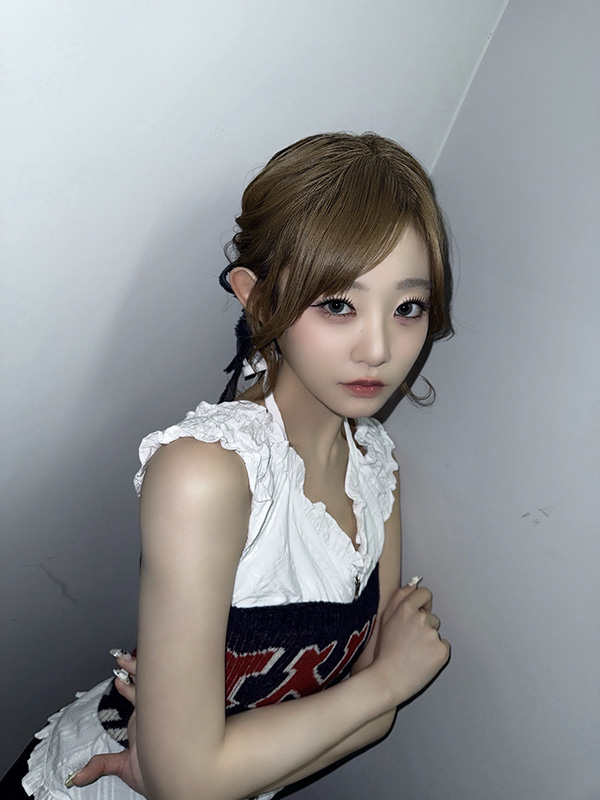 ไอดอลหนุ่มชื่อดังนอกใจแฟน ไอดอลหนุ่มชื่อดังนอกใจแฟน