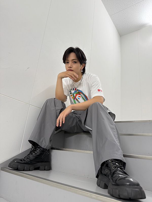 ไอดอลหนุ่มชื่อดังนอกใจแฟน ไอดอลหนุ่มชื่อดังนอกใจแฟน