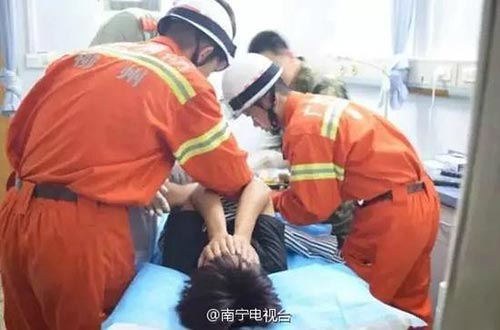 หนุ่มทำแหวนติดเจ้าโลก หนุ่มทำแหวนติดเจ้าโลก