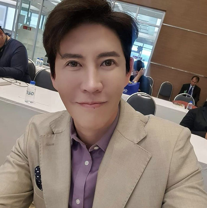 ไทยรัฐสวมชุดดำ ไทยรัฐสวมชุดดำ