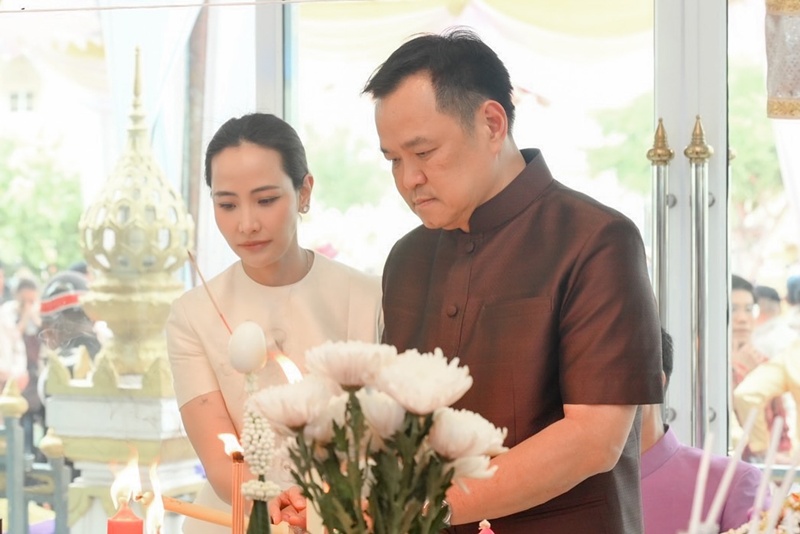 จ๋า ธนนนท์ นิรามิษ ภรรยา อนุทิน ชาญวีรกูล จ๋า ธนนนท์ นิรามิษ ภรรยา อนุทิน ชาญวีรกูล