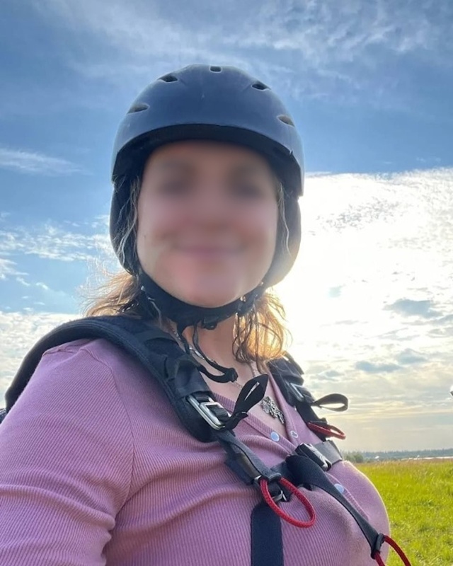 แม่กระโดดบันจี้จั๊มพ์ฉลองวันเกิด แม่กระโดดบันจี้จั๊มพ์ฉลองวันเกิด