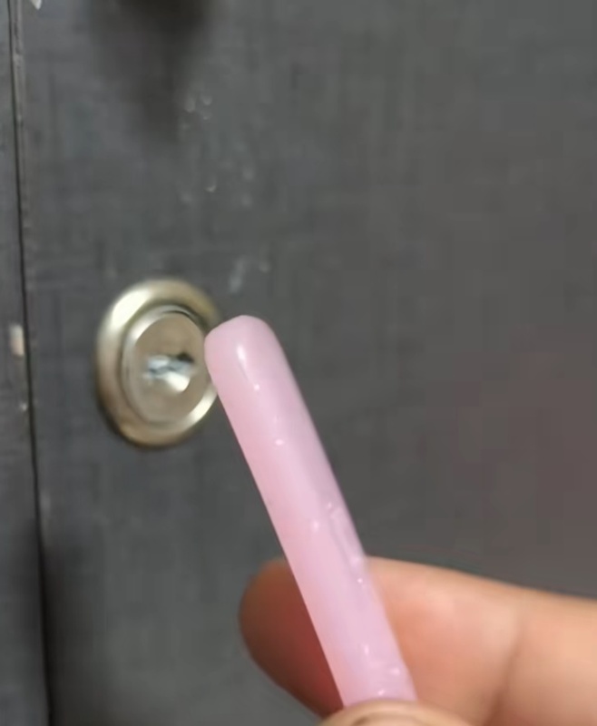 ไวรัล 1 ล้าน เคล็ดลับดึงกุญแจหักคาลูกบิด ไวรัล 1 ล้าน เคล็ดลับดึงกุญแจหักคาลูกบิด