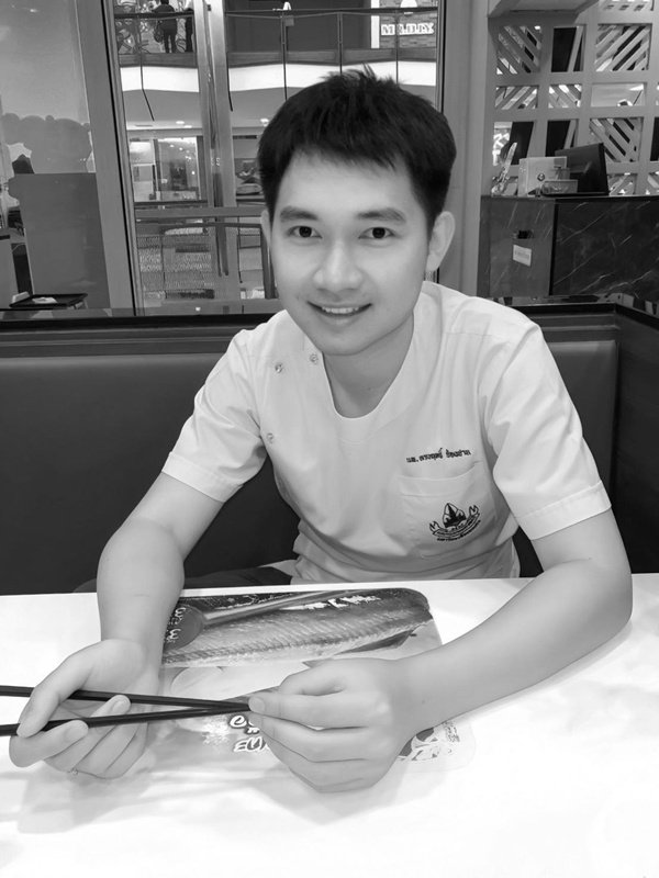 หมอโอม ทรงฤทธิ์ เสียชีวิต หมอโอม ทรงฤทธิ์ เสียชีวิต