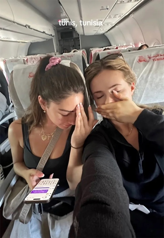2 สาวนั่งเครื่องบินจะไปเมืองนีซ ไปโผล่ตูนิส 2 สาวนั่งเครื่องบินจะไปเมืองนีซ ไปโผล่ตูนิส
