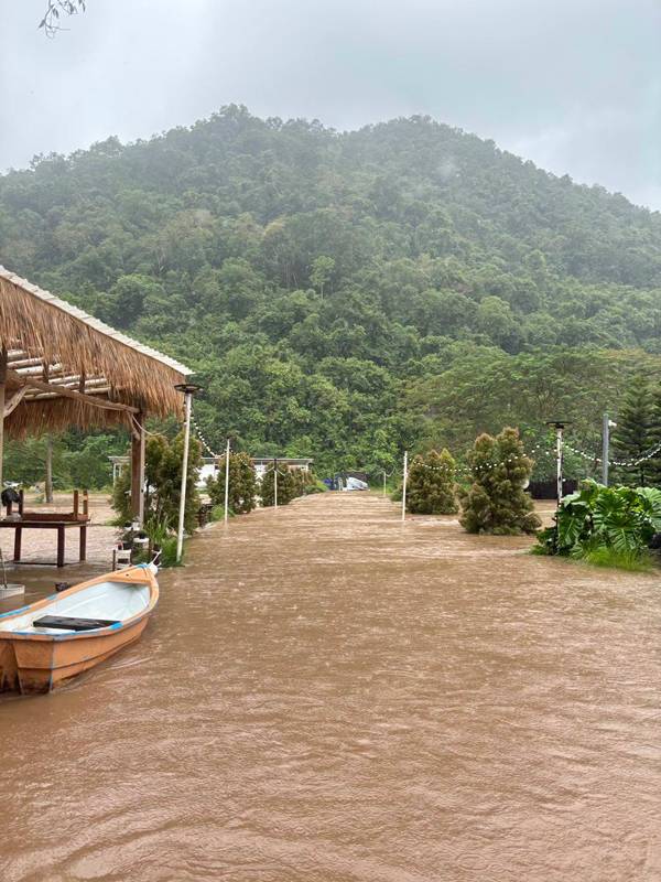 น้ำท่วมเขาใหญ่ น้ำท่วมเขาใหญ่