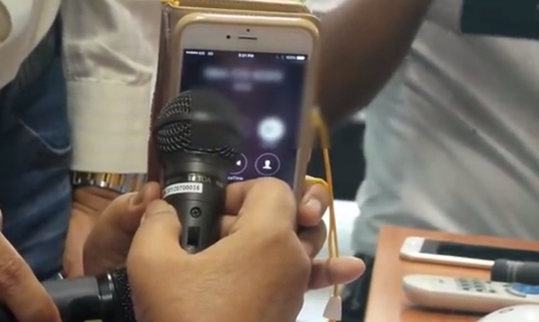 ดร.เทพพนม โชว์คุยโทรศัพท์กับมนุษย์ต่างดาว ดร.เทพพนม โชว์คุยโทรศัพท์กับมนุษย์ต่างดาว