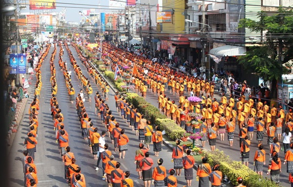 16 สุดยอดสถิติโลก ฉลองครบรอบ 60 ปี กินเนสส์ เวิลด์ เรคคอร์ด 16 สุดยอดสถิติโลก ฉลองครบรอบ 60 ปี กินเนสส์ เวิลด์ เรคคอร์ด