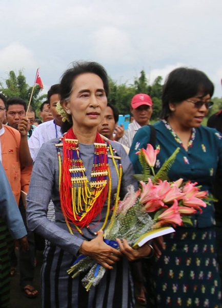 ออง ซาน ซูจี ออง ซาน ซูจี