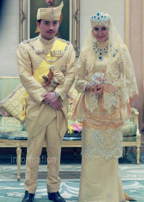 เผยภาพ เจ้าชายบรูไน-เจ้าหญิงองค์ใหม่ ในพระราชพิธีเสกสมรส จัดต่อเนื่อง 11 วัน เผยภาพ เจ้าชายบรูไน-เจ้าหญิงองค์ใหม่ ในพระราชพิธีเสกสมรส จัดต่อเนื่อง 11 วัน