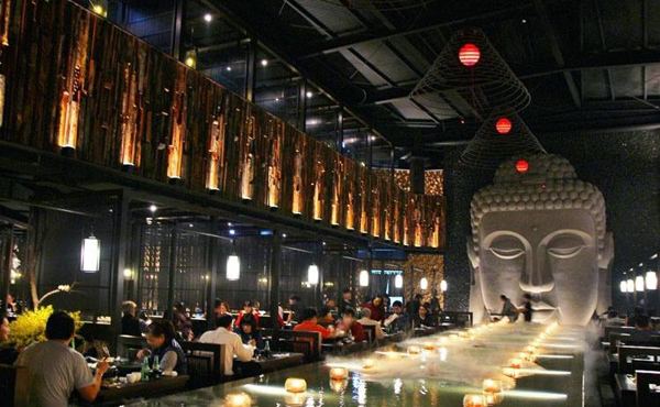 ชาวพุทธร้อง ! ร้านสุกี้ไต้หวันใช้เศียรพระตกแต่งร้าน กว่า 200 เศียร ชาวพุทธร้อง ! ร้านสุกี้ไต้หวันใช้เศียรพระตกแต่งร้าน กว่า 200 เศียร