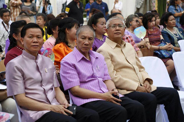 ประกาศสงกรานต์ 2558 นางสงกรานต์นาม รากษสเทวี เชื่อมีเหตุเภทภัย ประกาศสงกรานต์ 2558 นางสงกรานต์นาม รากษสเทวี เชื่อมีเหตุเภทภัย