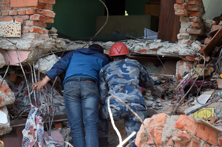 ประมวลภาพสลดใจ ความยับเยินของเนปาลหลังธรณีพิโรธหนัก ประมวลภาพสลดใจ ความยับเยินของเนปาลหลังธรณีพิโรธหนัก