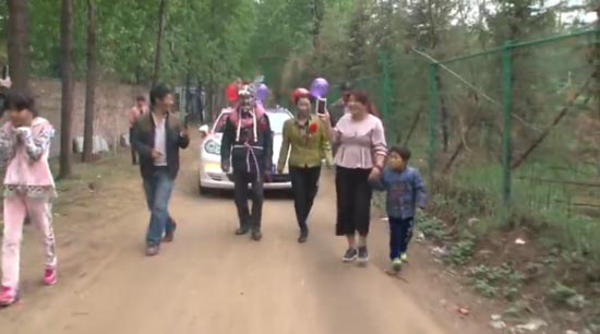 ประเพณีแต่งงานแปลก ประเพณีแต่งงานแปลก