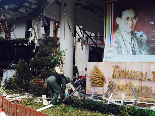 คาร์บอมบ์ ป่วนเมืองปัตตานี คาร์บอมบ์ ป่วนเมืองปัตตานี