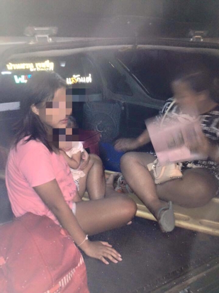 แม่-น้องเขย ทะเลาะกัน สู้ไม่ได้มาลงที่เด็ก แม่-น้องเขย ทะเลาะกัน สู้ไม่ได้มาลงที่เด็ก