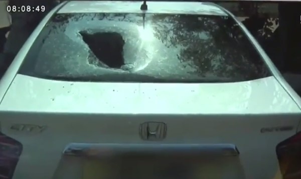 ทุบรถ ทุบรถ