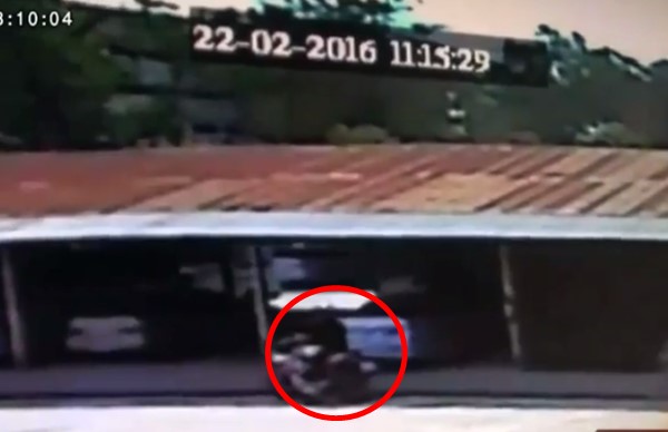 ทุบรถ ทุบรถ