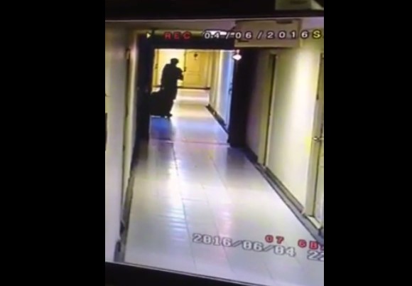 หนุ่ม 19 คู่ขาสาวประเภทสอง สารภาพกระทืบคอจนตาย หนุ่ม 19 คู่ขาสาวประเภทสอง สารภาพกระทืบคอจนตาย