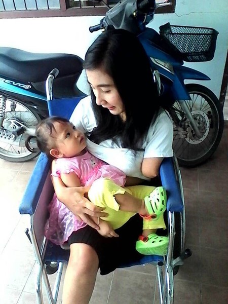 เปิดภาพครอบครัว คุณภัทร-คุณโอ เปิดภาพครอบครัว คุณภัทร-คุณโอ