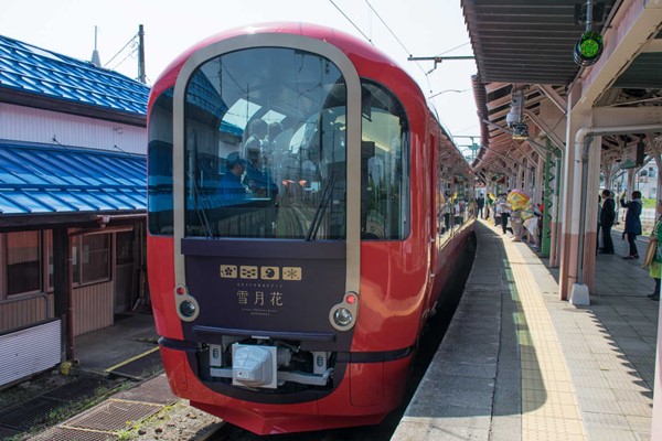 รถไฟ Echigo TOKImeki รถไฟ Echigo TOKImeki