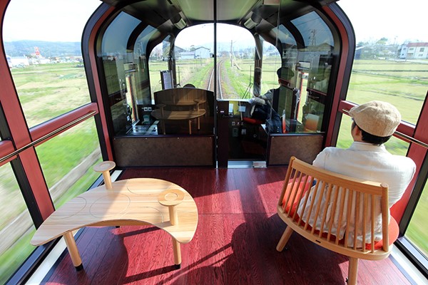 รถไฟ Echigo TOKImeki รถไฟ Echigo TOKImeki