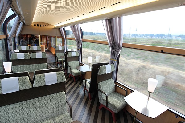 รถไฟ Echigo TOKImeki รถไฟ Echigo TOKImeki