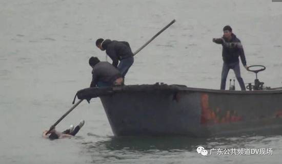 สาวจีนรอดชีวิต หลังโดดน้ำฆ่าตัวตายแต่ดันไม่จม สาวจีนรอดชีวิต หลังโดดน้ำฆ่าตัวตายแต่ดันไม่จม