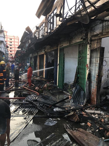 ไฟไหม้ชุมชนตากสิน 23 ไฟไหม้ชุมชนตากสิน 23