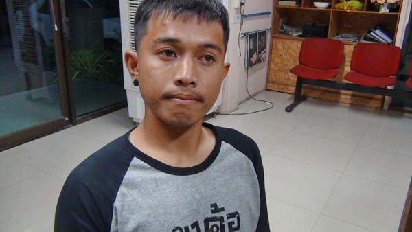 นักกอล์ฟถูกตะเพิด นักกอล์ฟถูกตะเพิด