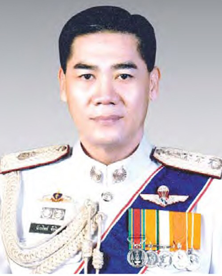 พล.ต.อ. จักรทิพย์ ชัยจินดา พล.ต.อ. จักรทิพย์ ชัยจินดา