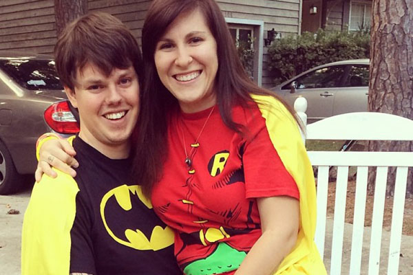 ซึ้ง ภรรยาไม่ยอมให้หมอถอดเครื่องช่วยหายใจสามี ขอดูแลจนฟื้นขึ้นมาอีกครั้ง ซึ้ง ภรรยาไม่ยอมให้หมอถอดเครื่องช่วยหายใจสามี ขอดูแลจนฟื้นขึ้นมาอีกครั้ง