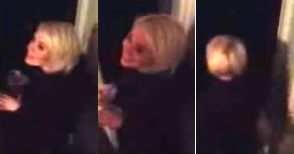 หนุ่มแสบให้การ์ดวาเลนไทน์แฟน แท้จริงเป็นการ์ดแฉนอกใจ หนุ่มแสบให้การ์ดวาเลนไทน์แฟน แท้จริงเป็นการ์ดแฉนอกใจ