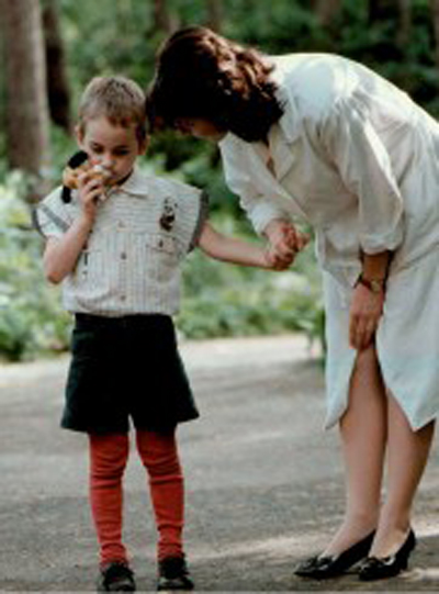 เปิดแฟ้มเรื่องแปลก 7 ลูกมนุษย์ที่เติบโตด้วยการเลี้ยงดูจากสัตว์ เปิดแฟ้มเรื่องแปลก 7 ลูกมนุษย์ที่เติบโตด้วยการเลี้ยงดูจากสัตว์