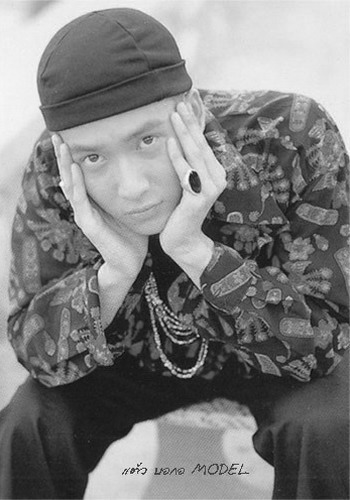 ศรัณย์ สาครสิน ศรัณย์ สาครสิน