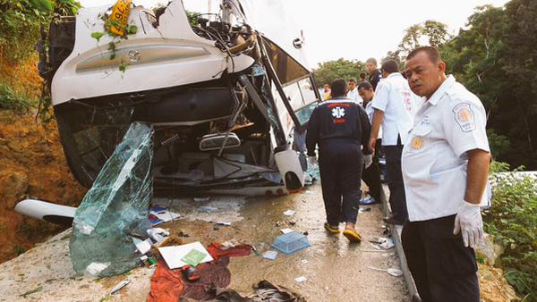 รถทัวร์พลิกคว่ำ รถทัวร์พลิกคว่ำ